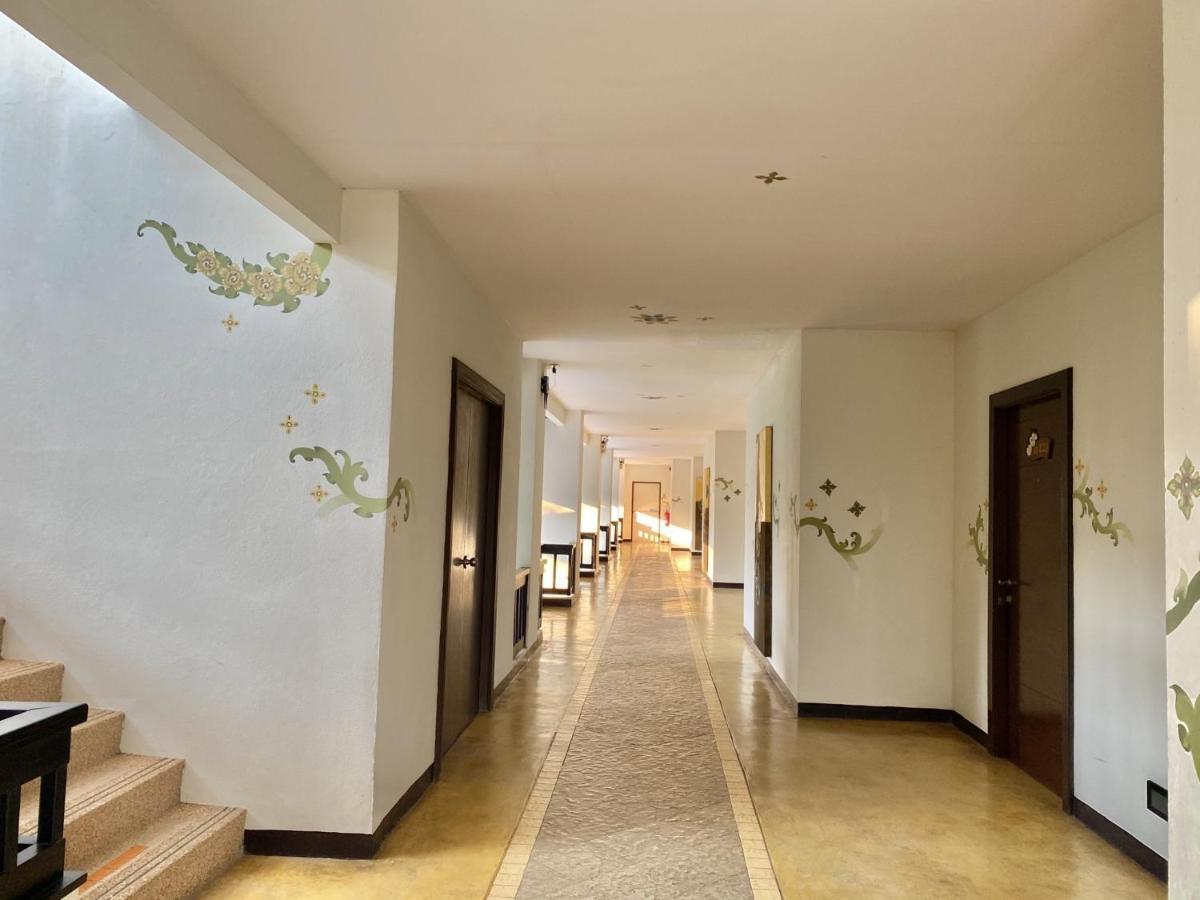 Golden Pine Beach Resort Pran Buri Exterior photo